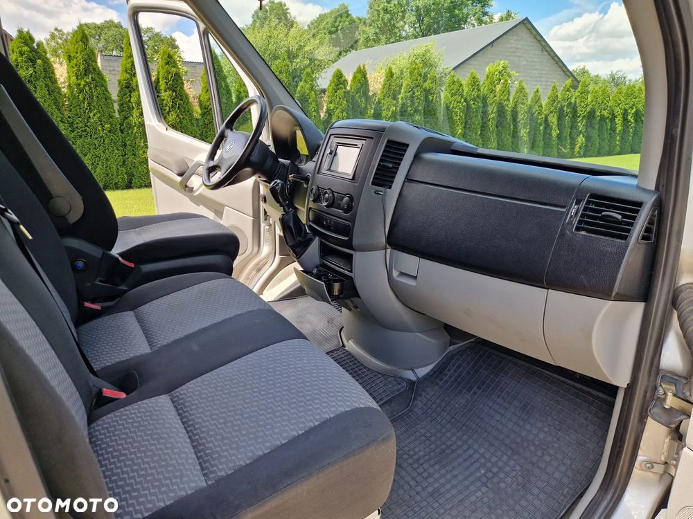 Volkswagen Crafter - 28