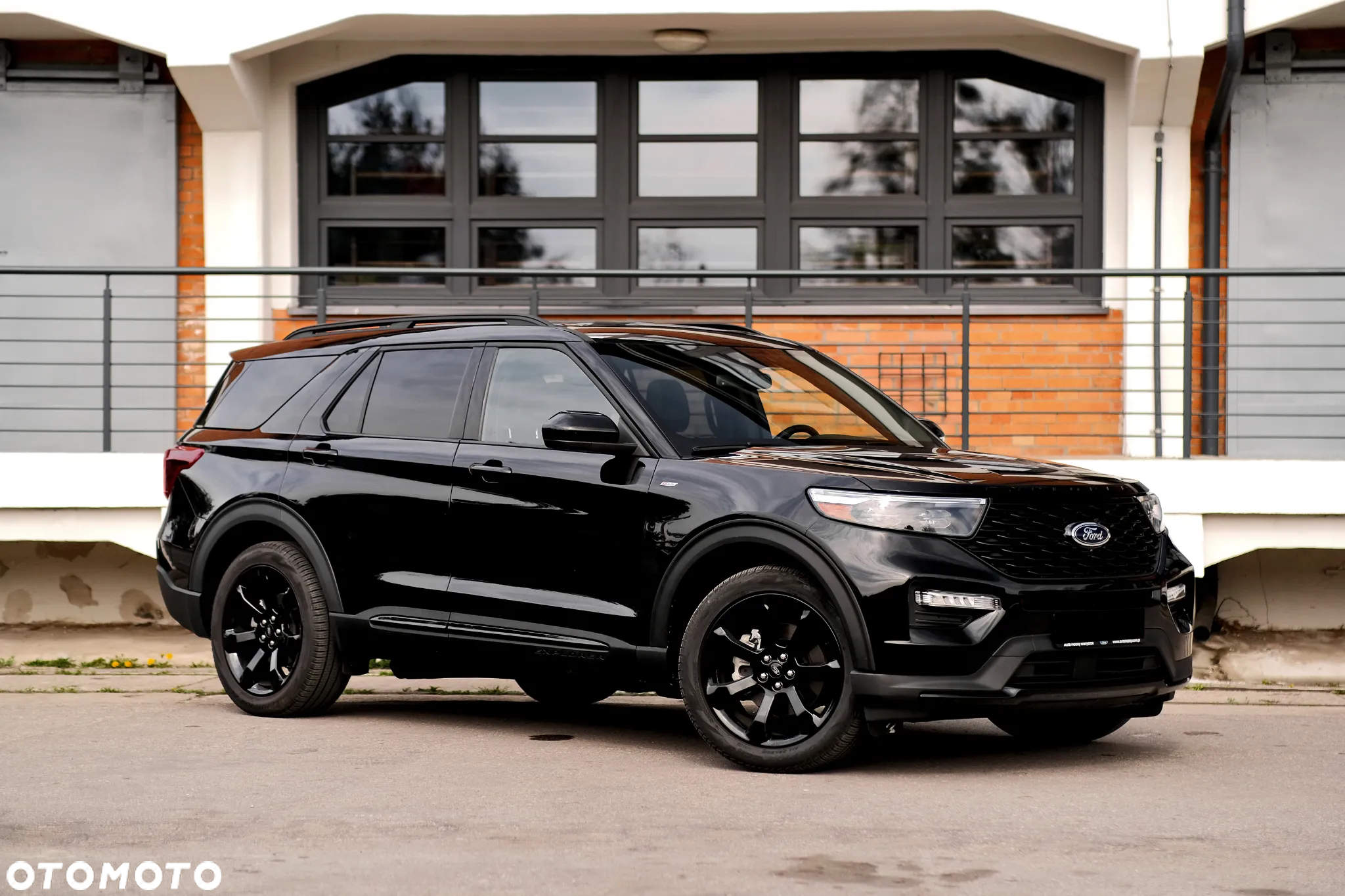Ford Explorer - 3