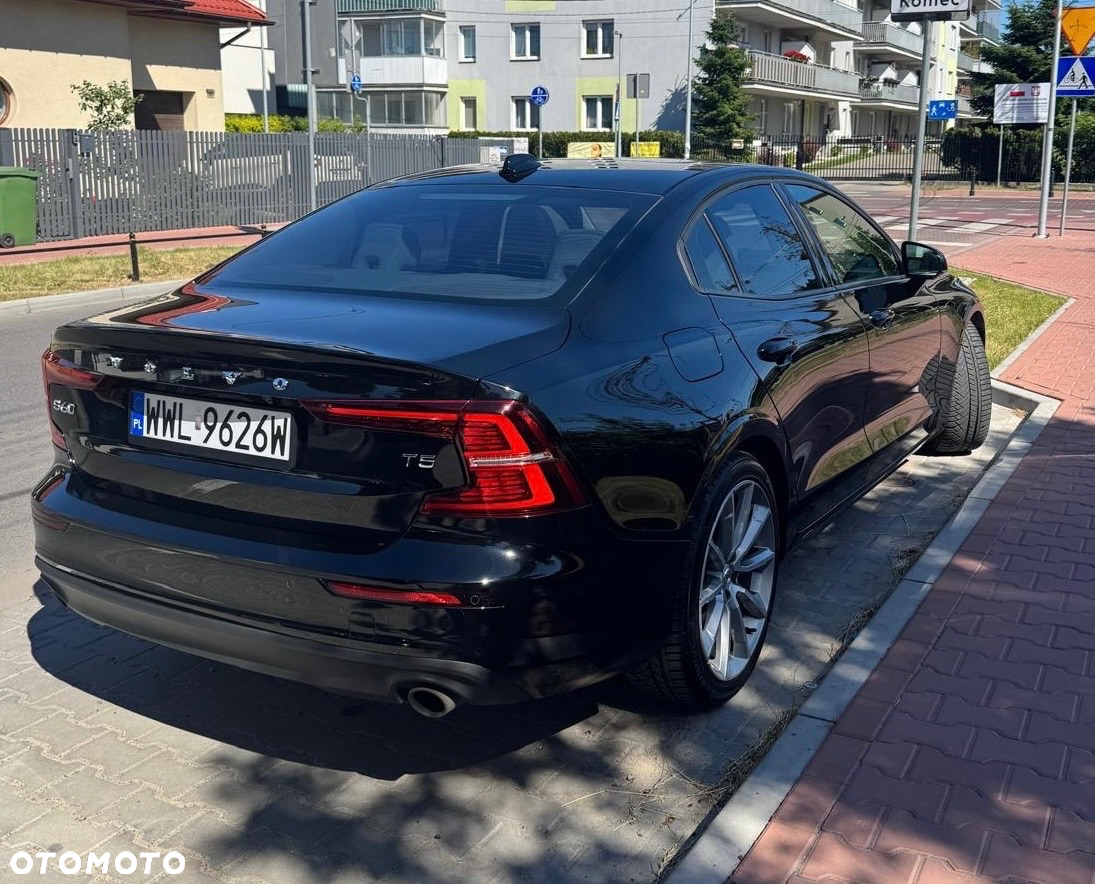 Volvo S60 T5 Geartronic Momentum - 4