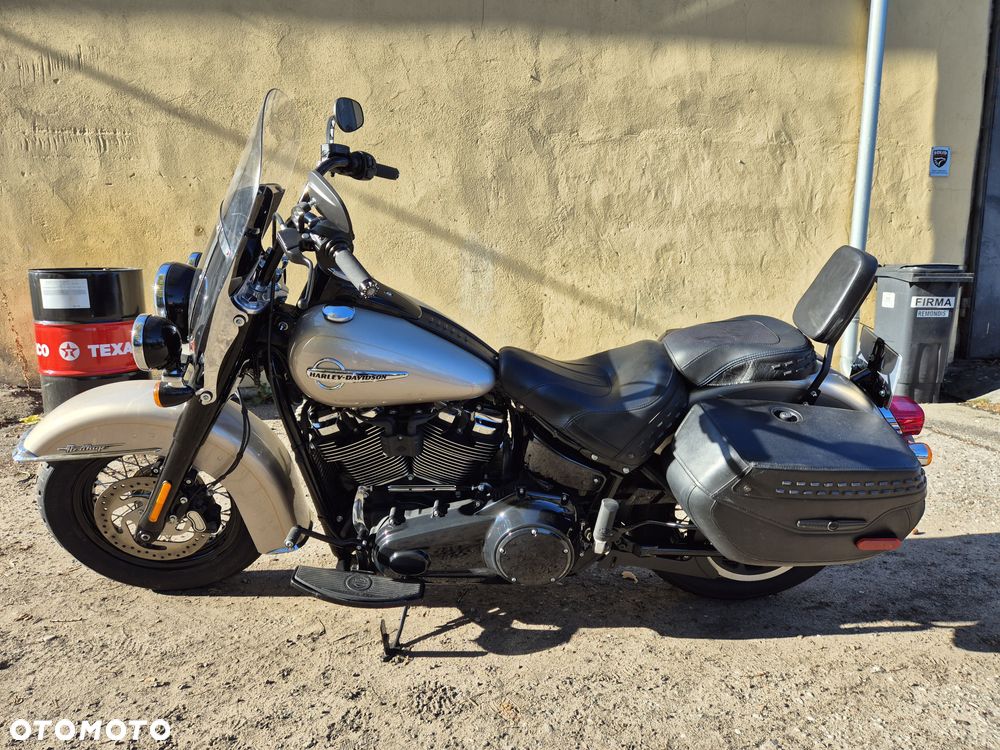 Harley-Davidson Softail Heritage Classic - 1