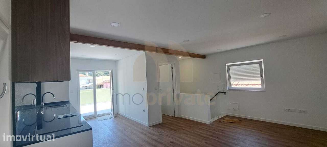 Apartamento T1+1 com Terraço no Centro de Vizela - Grande imagem: 2/12