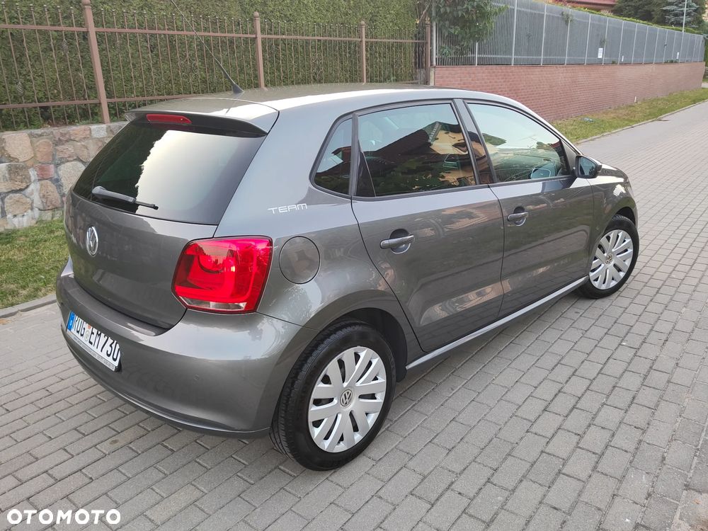 Volkswagen Polo - 12