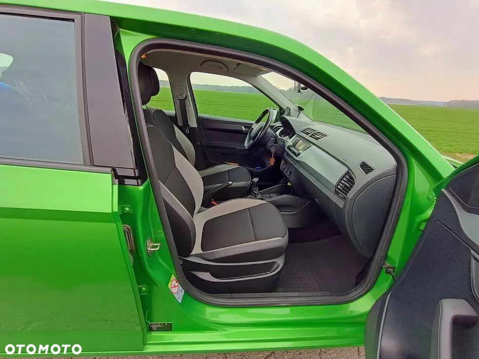 Skoda Fabia 1.0 Style Color - 6