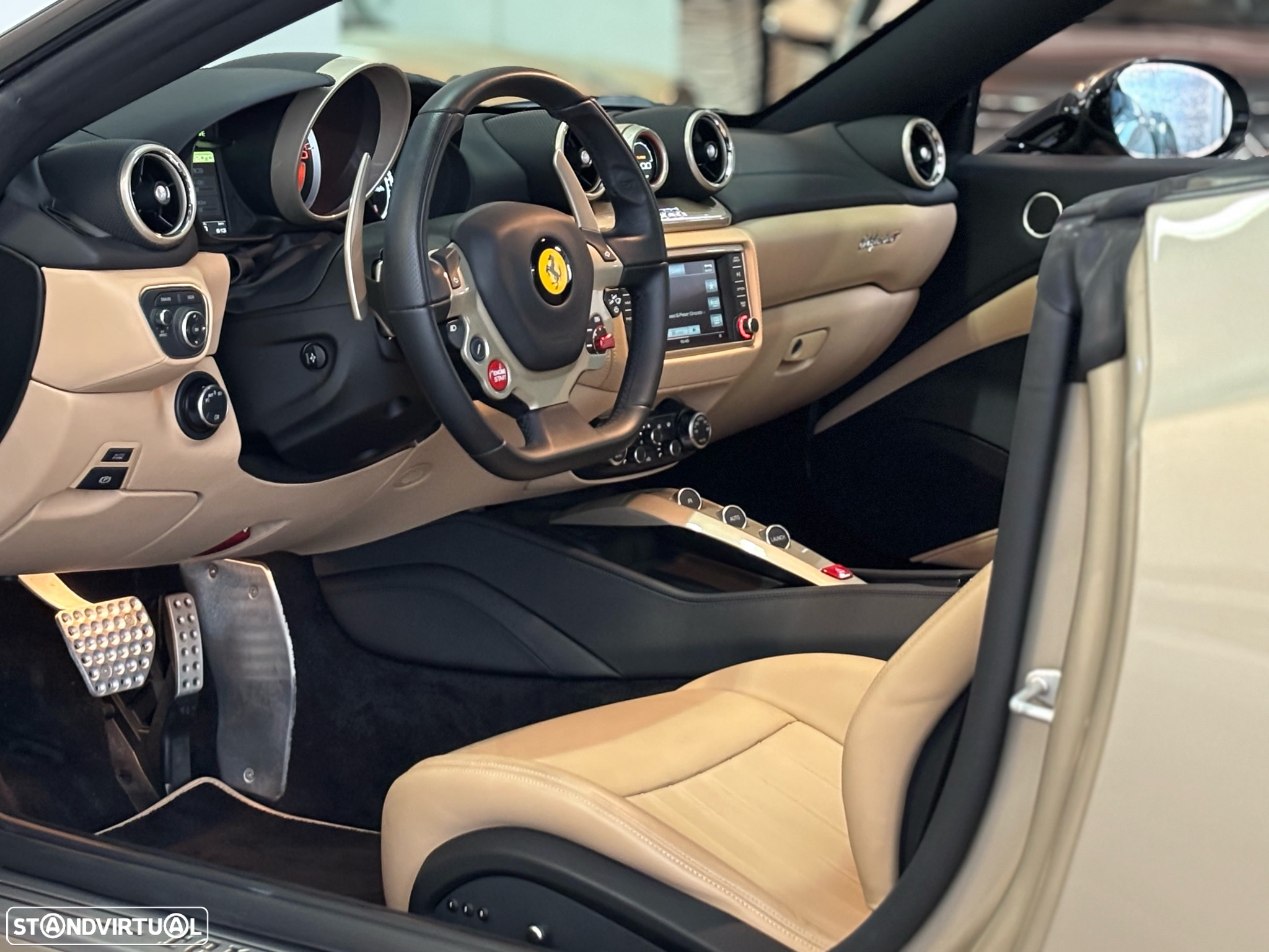 Ferrari California T - 35