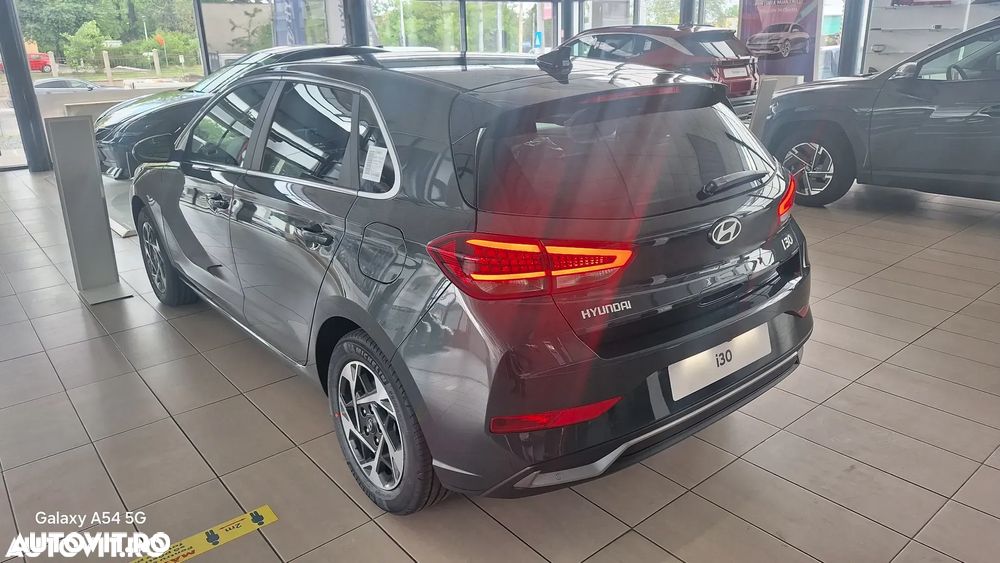 Hyundai i30 1.5 110CP 5DR M/T Comfort - 14