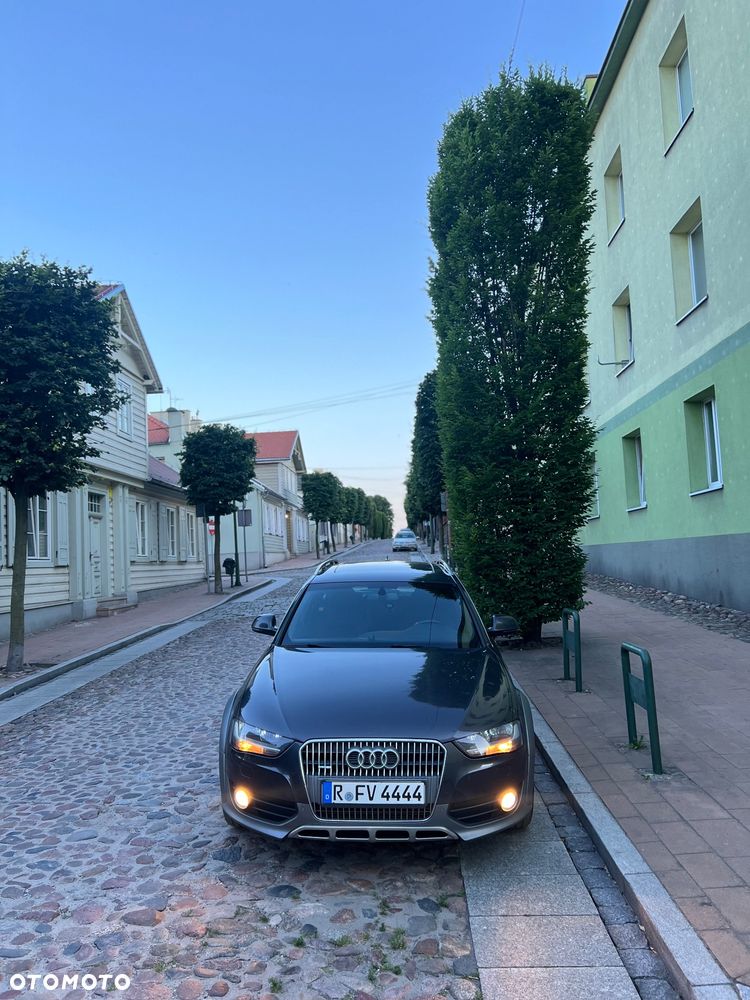 Audi A4 Allroad 2.0 TDI Quattro - 12