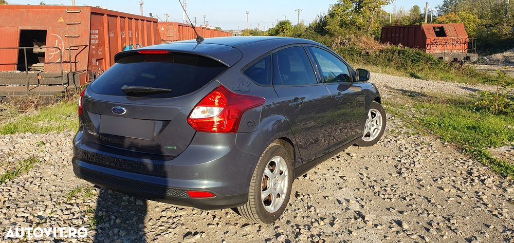 Ford Focus 1.0 EcoBoost Sport - 3