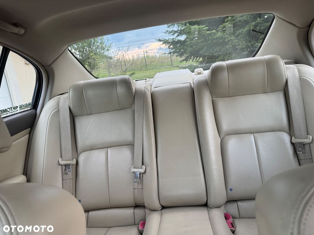 Infiniti G 3.5 AWD - 9