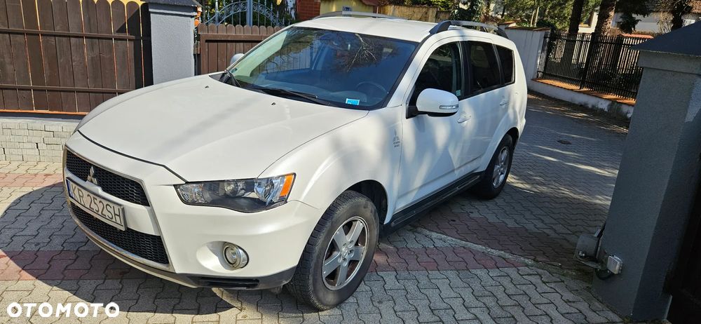 Mitsubishi Outlander 2.0 Invite 2WD EU5 - 1