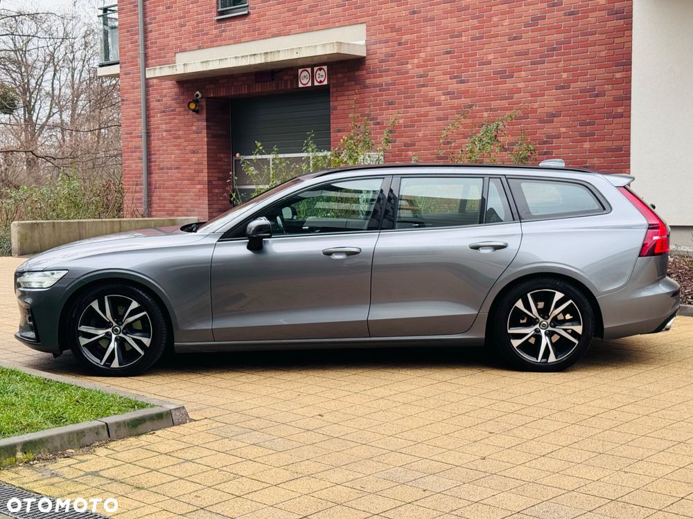 Volvo V60 D4 AWD R-Design - 6