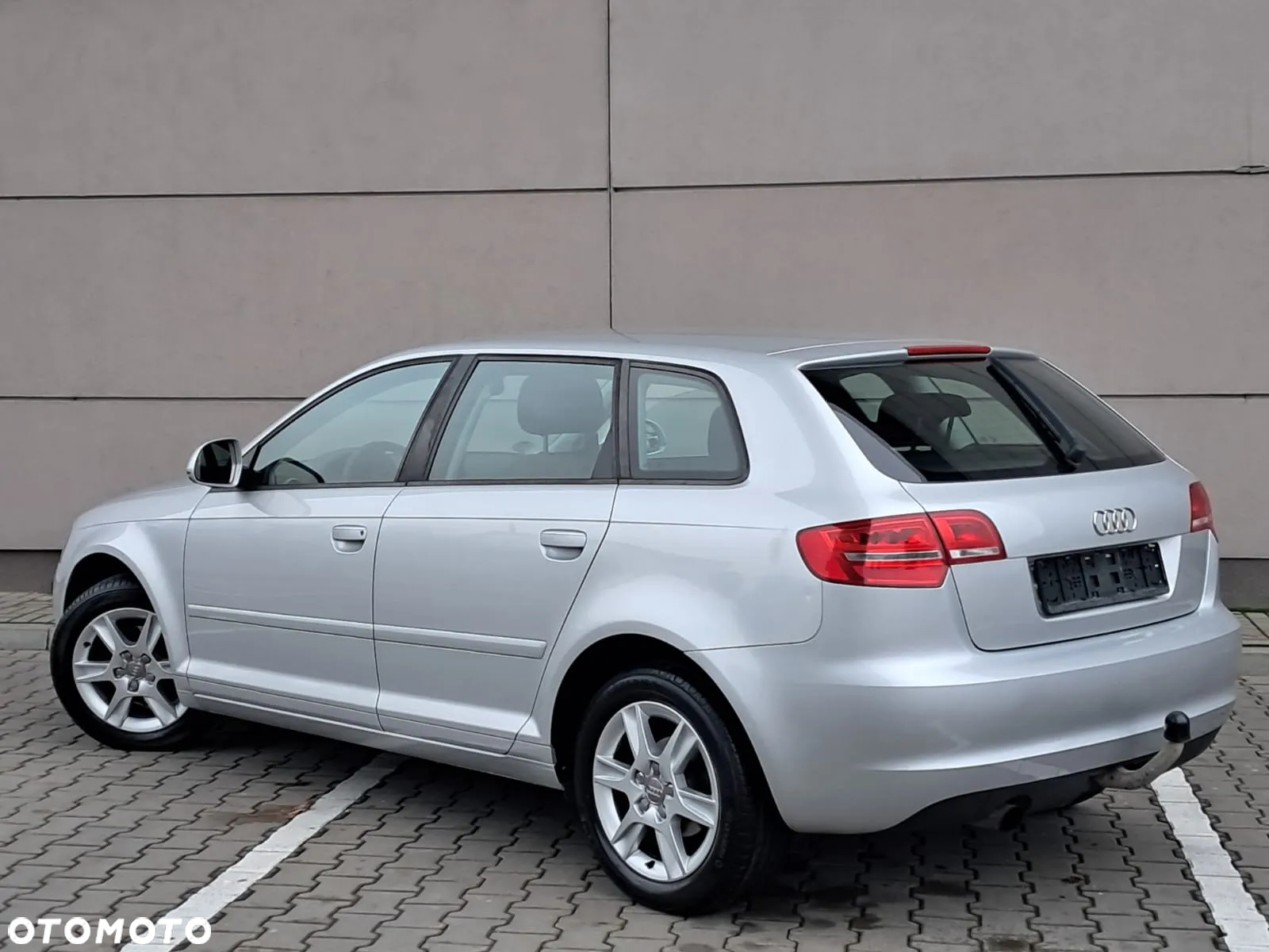 Audi A3 1.6 Attraction - 25