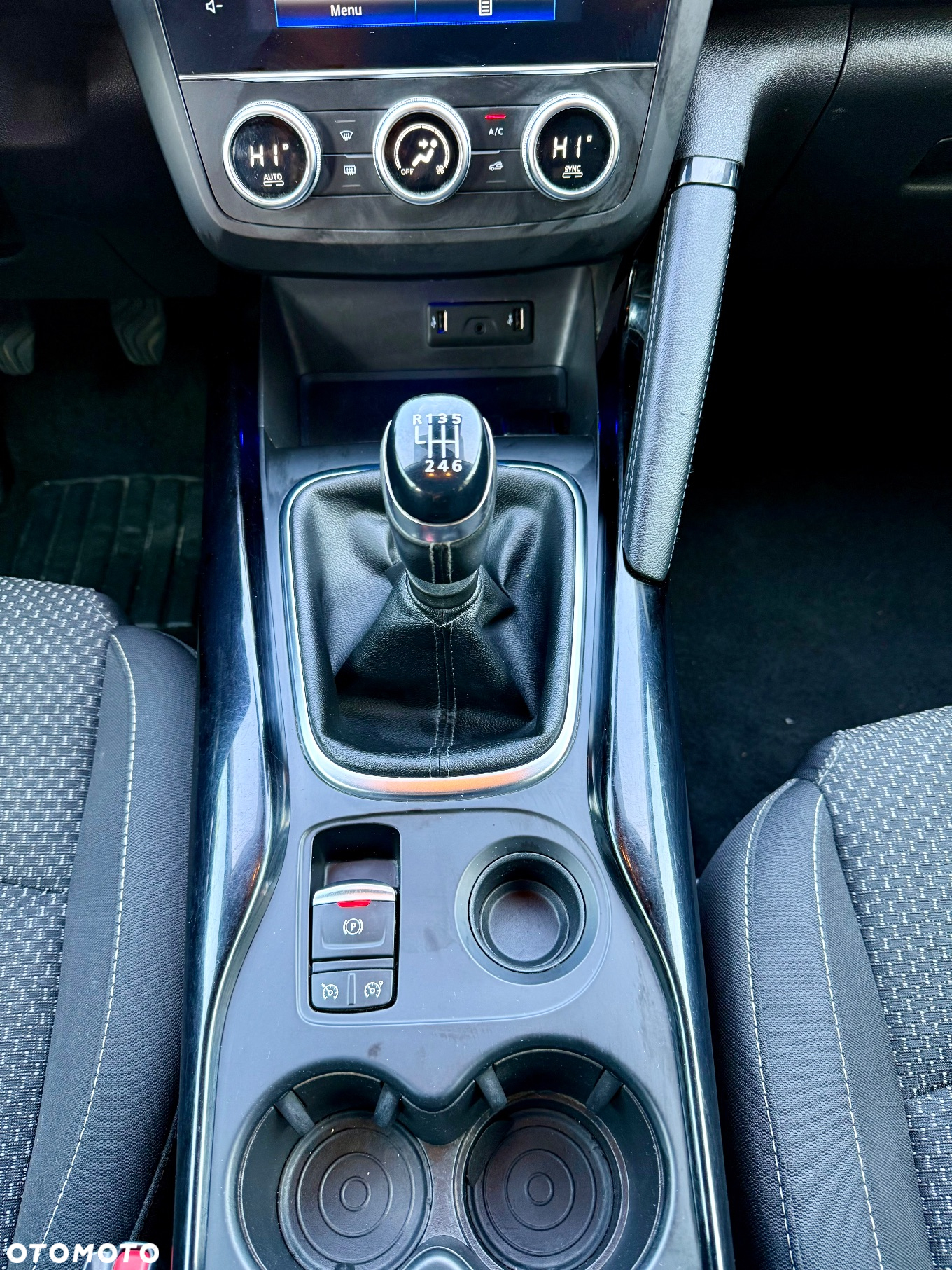 Renault Kadjar 1.3 TCe FAP Black Edition - 14