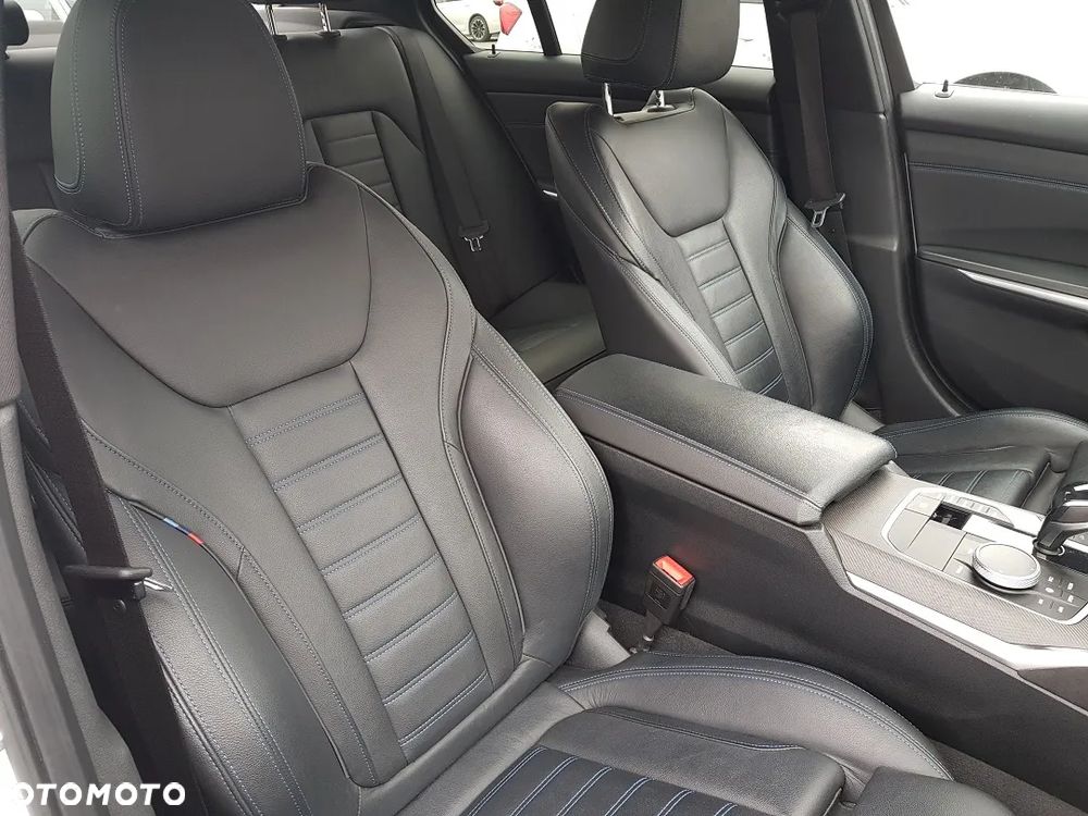 BMW Seria 3 - 39