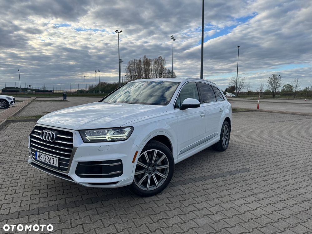 Audi Q7 3.0 TFSI Quattro Tiptronic - 1