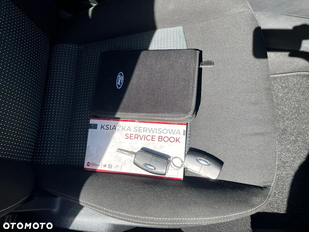 Ford Mondeo 2.0 TDCi Ambiente - 29