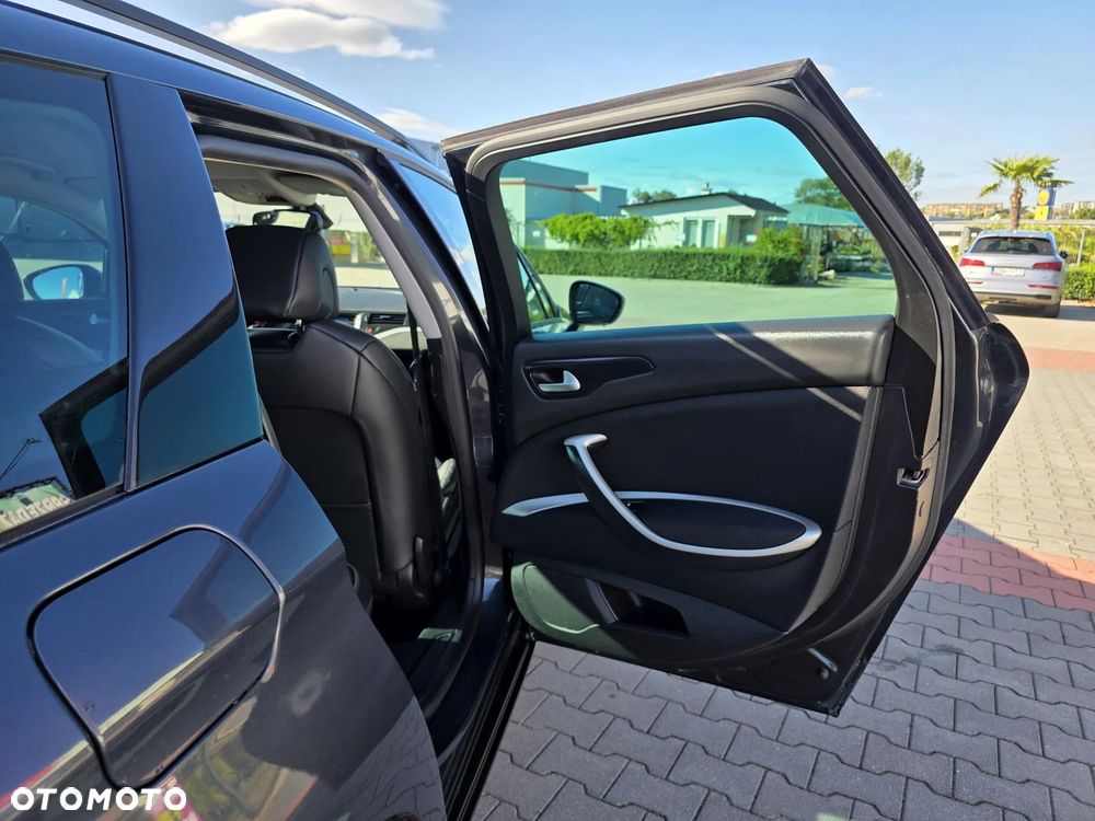 Citroën C5 2.0i 16V Dynamique Equilibre Navi - 13