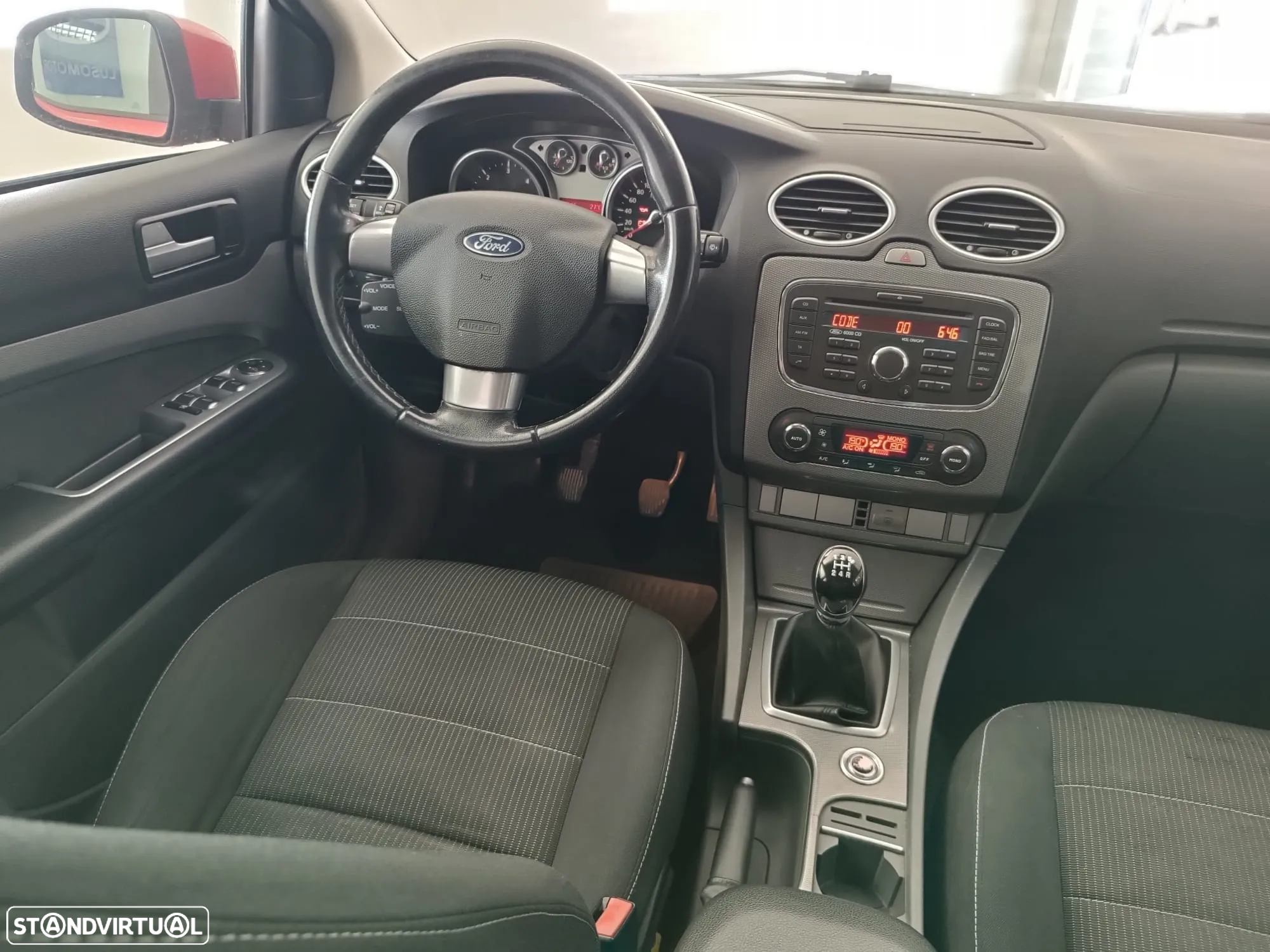 Ford Focus SW 1.8 TDCi Titanium - 15