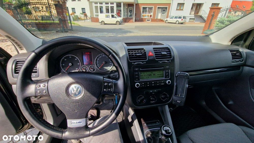 Volkswagen Golf - 12