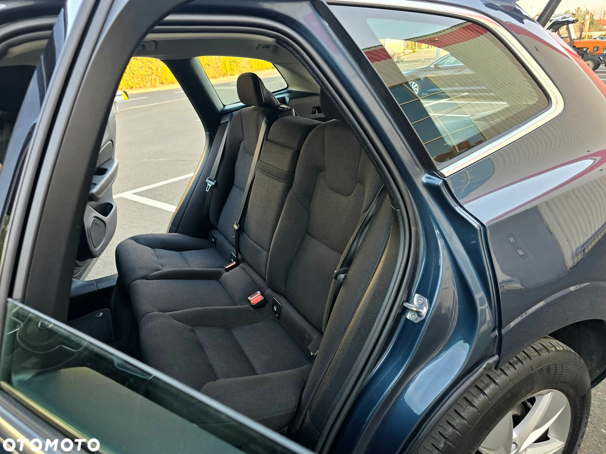 Volvo XC 60 T5 GPF AWD Momentum - 17