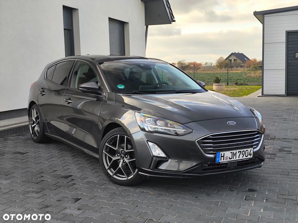 Ford Focus 1.5 EcoBoost STart-Stopp-System TITANIUM - 1