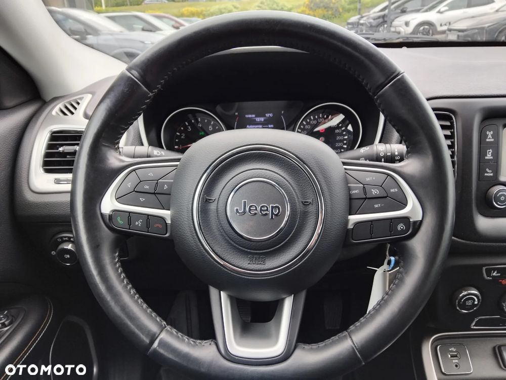 Jeep Compass 1.4 TMair Sport FWD S&S - 8