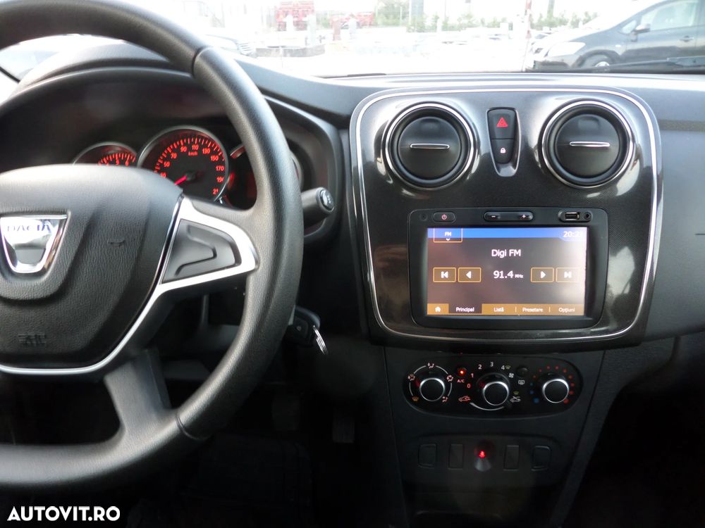 Dacia Logan 0.9 TCe Laureate - 25