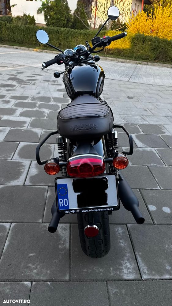 Triumph Bonneville T120 Black - 6