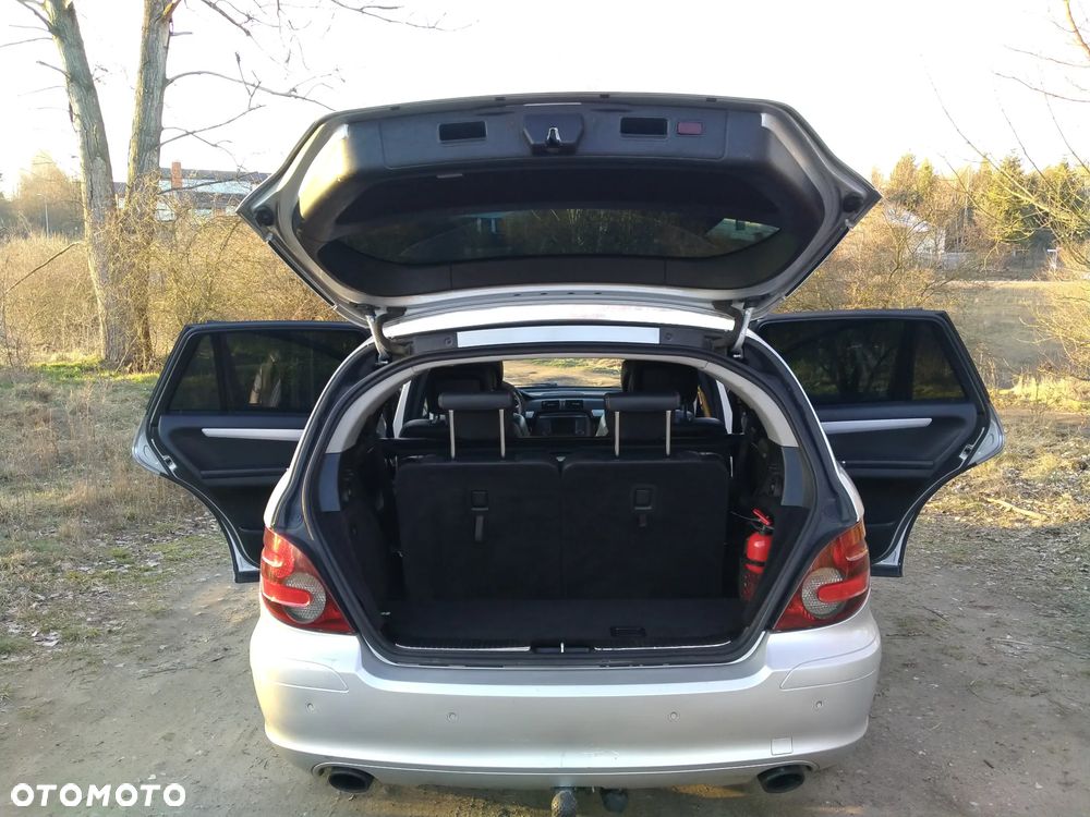 Mercedes-Benz Klasa R 320 CDI 4Matic 7G-TRONIC - 26