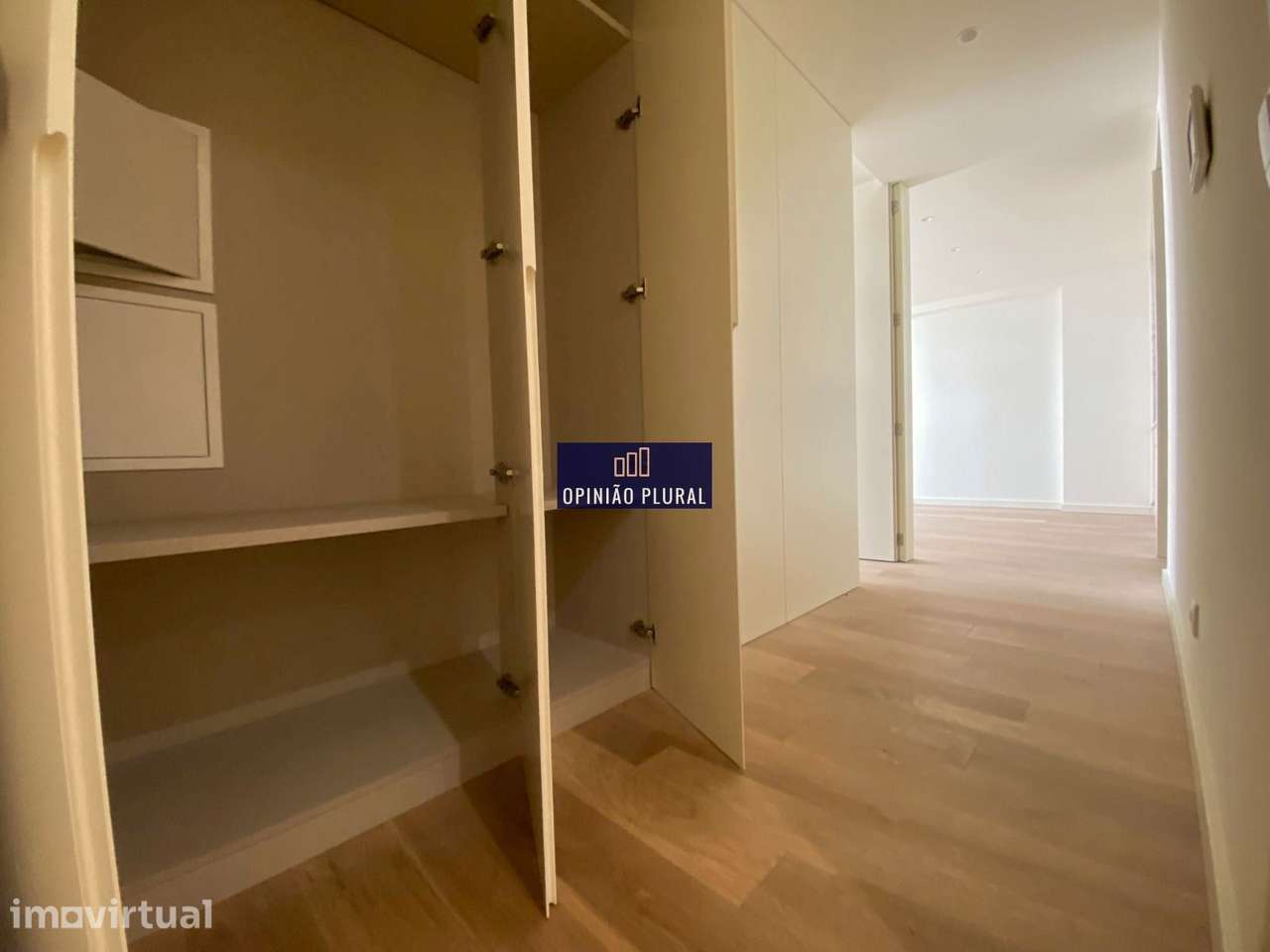 T1 Novo com Elegância Intemporal na Boavista - Grande imagem: 3/25