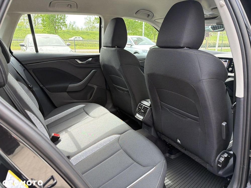 Skoda Kamiq 1.5 TSI Drive DSG - 20