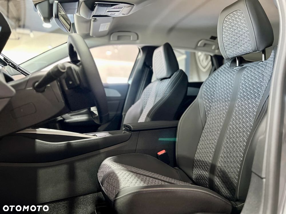 Peugeot 308 1.5 BlueHDi Allure S&S EAT8 - 11