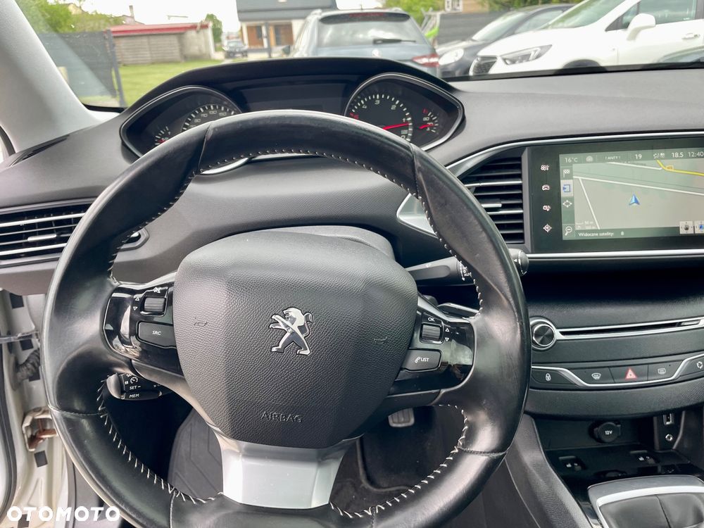 Peugeot 308 BlueHDi 120 Stop & Start Business-Line - 29