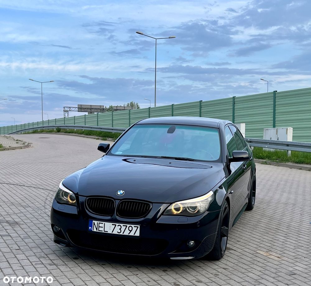 BMW Seria 5 525d Edition Exclusive - 4