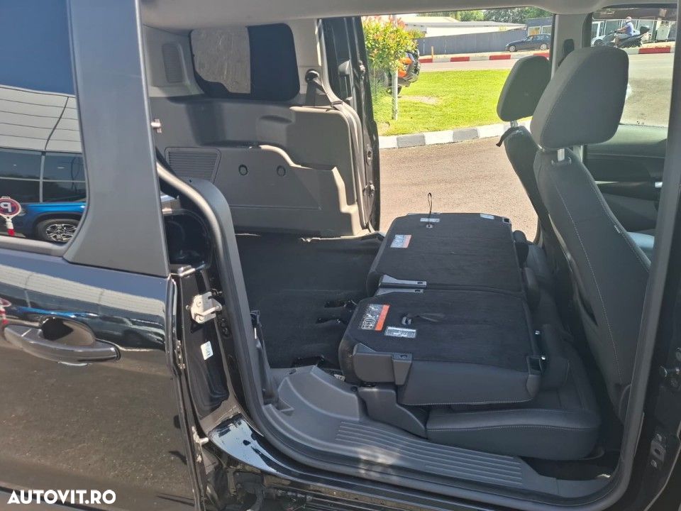 Ford Tourneo Connect - 21