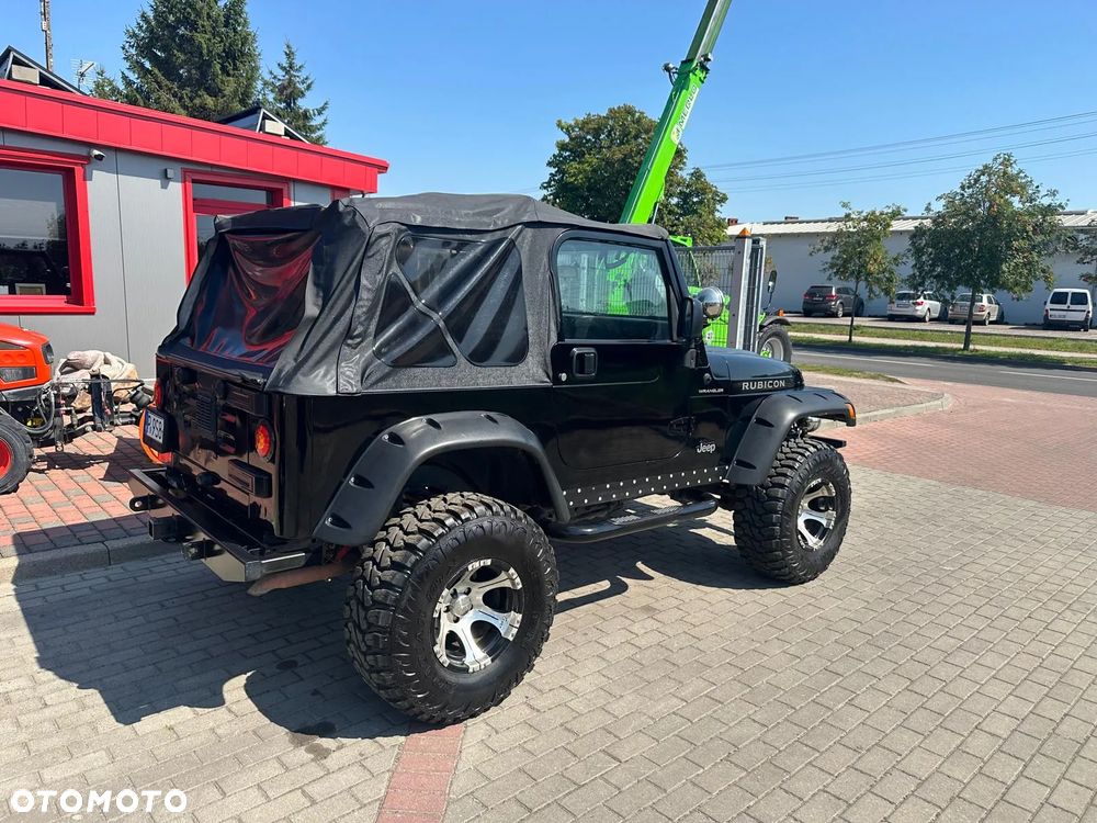 Jeep Wrangler - 3