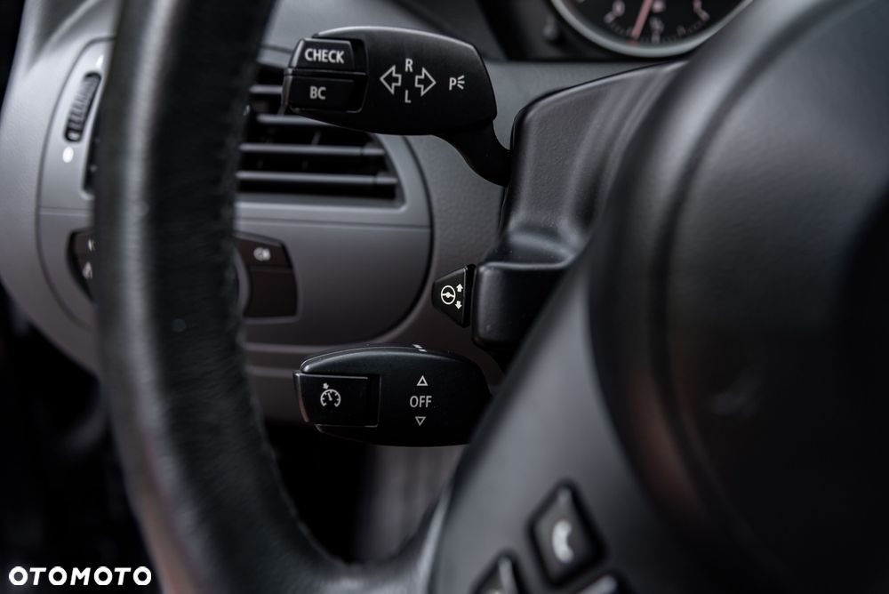 BMW Seria 6 645Ci - 28