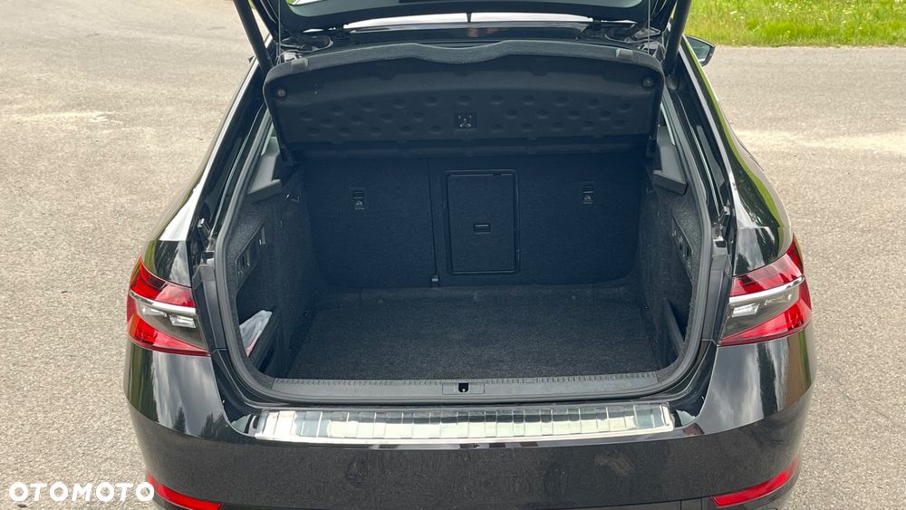 Skoda Superb 2.0 TDI SCR Ambition DSG - 10