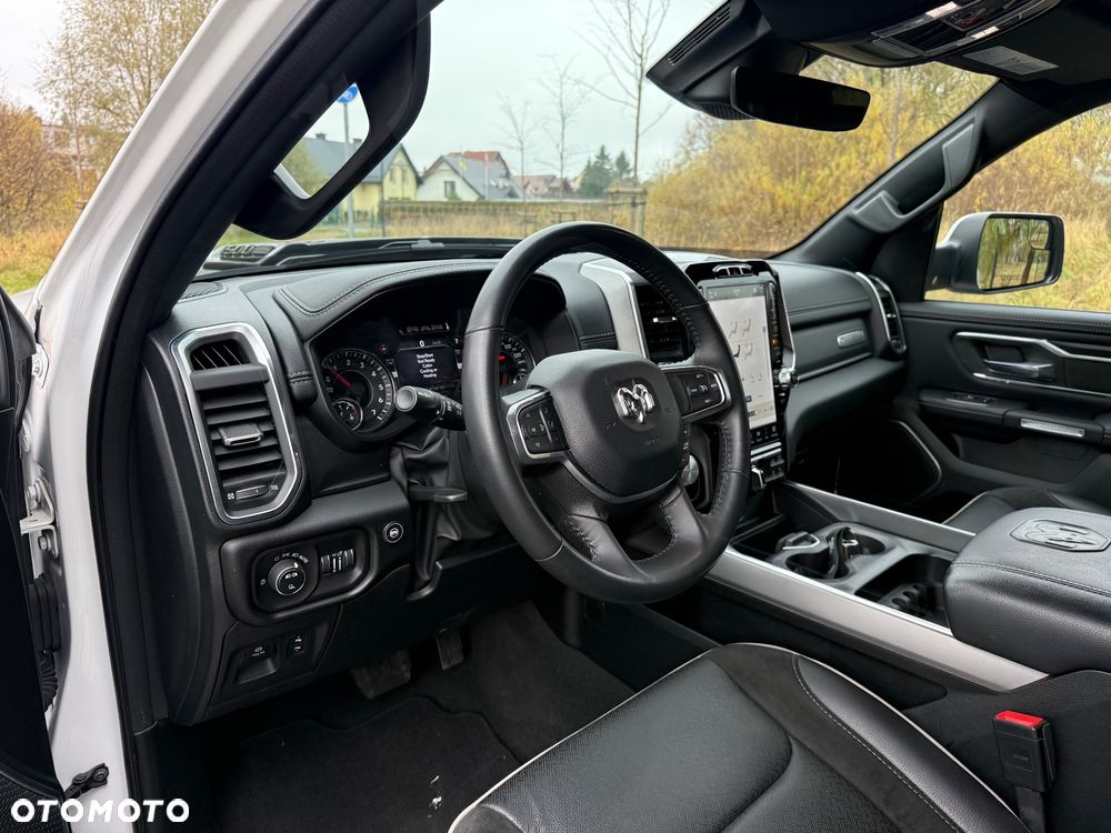 RAM 1500 5.7 Crew Cab Laramie - 8