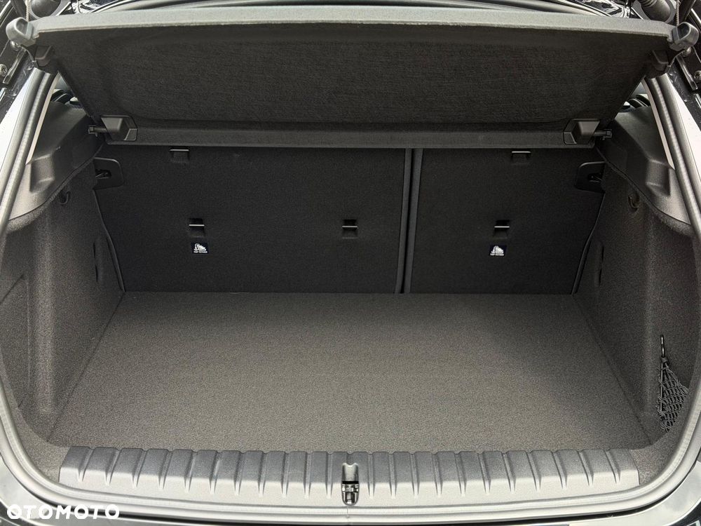 BMW Seria 1 - 30