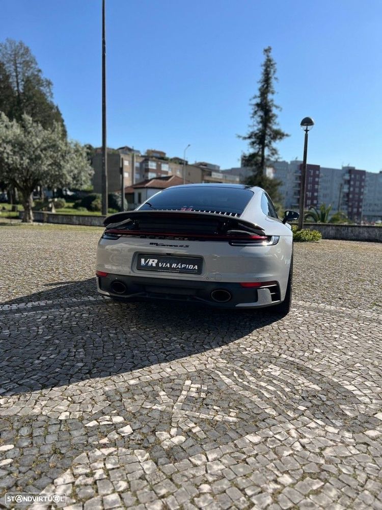 Porsche 911 (992) Carrera 4S PDK - 27