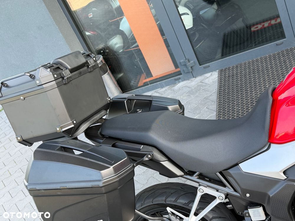 Honda CB - 11