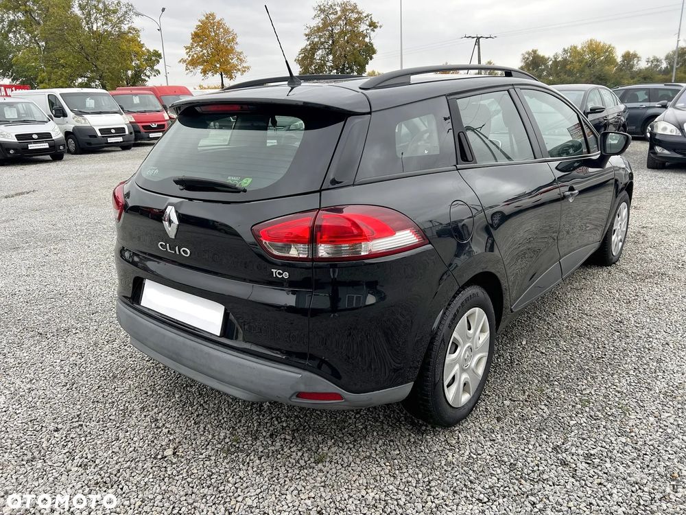 Renault Clio - 6
