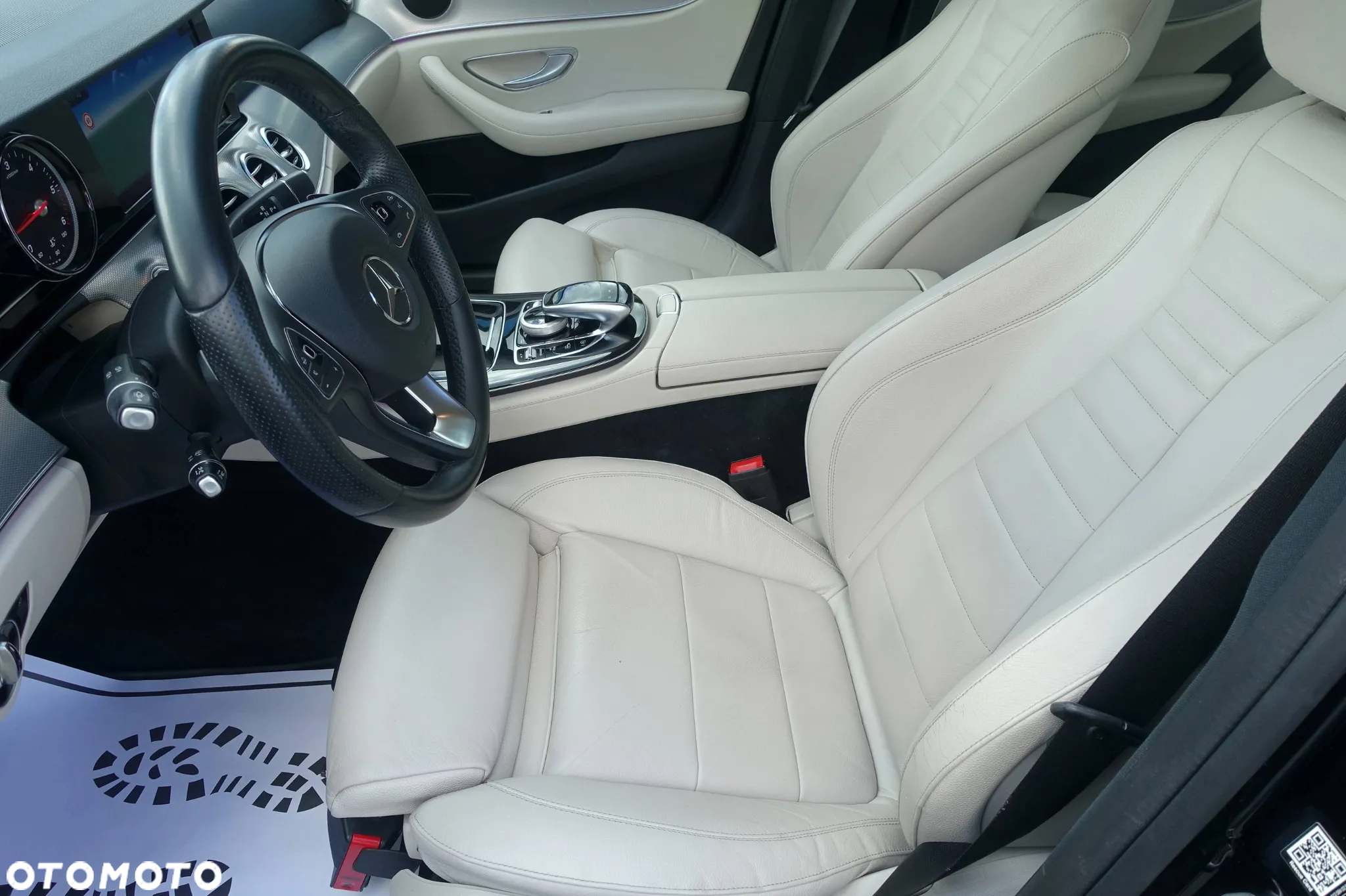Mercedes-Benz Klasa E 220 d 4-Matic 9G-TRONIC - 10