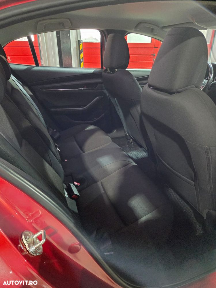 Mazda 3 G122 AT Plus - 8