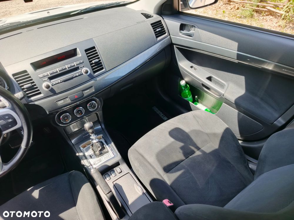Mitsubishi Lancer 2.0 Ralliart GSR - 11