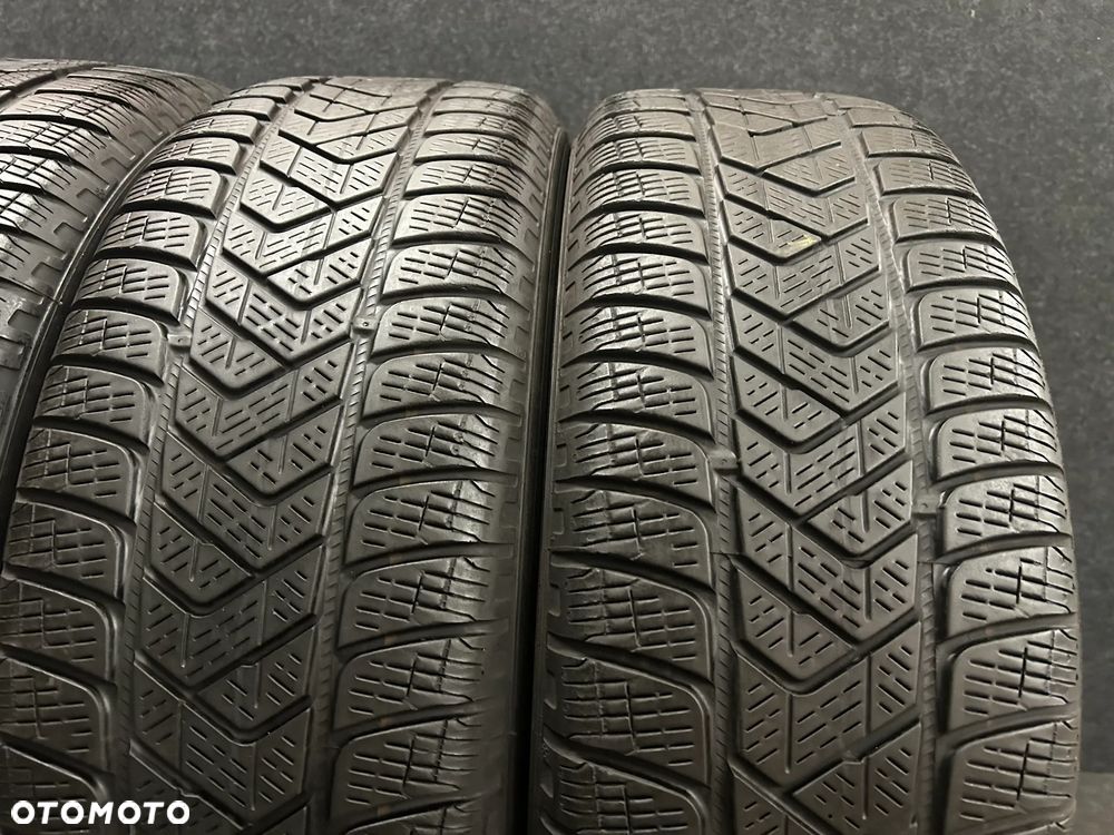 Opony zimowe Pirelli Scorpion Winter 215/65/17 99H 4szt. - 3