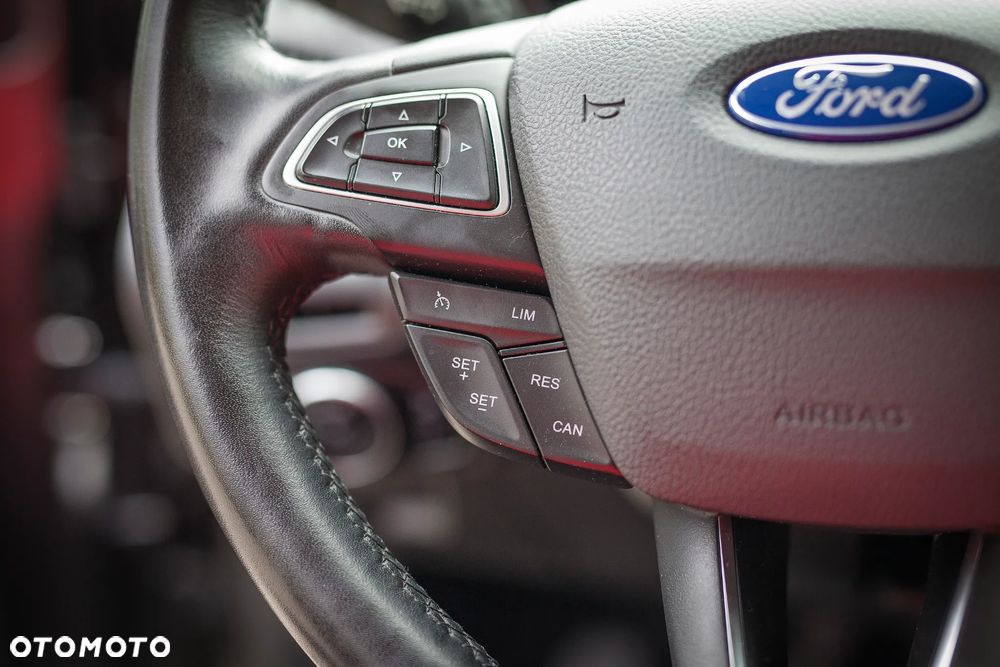 Ford Focus 1.0 EcoBoost Trend ASS - 29