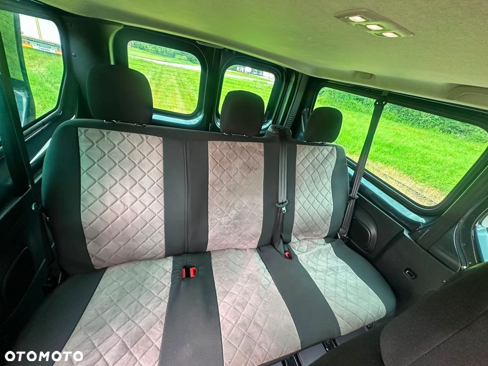 Renault Trafic 2.0 dCi EDC - 34
