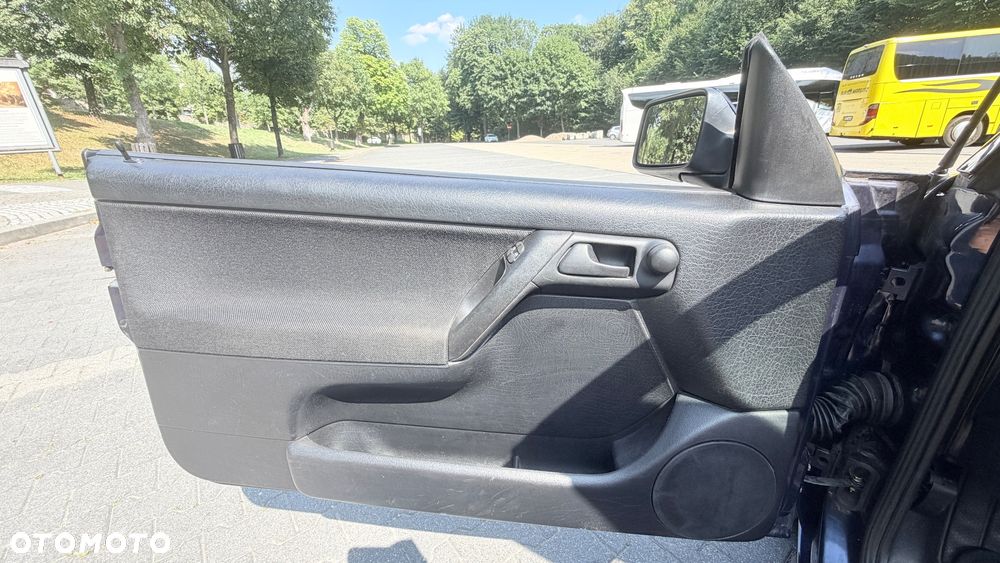 Volkswagen Golf Cabrio 1.8 - 22