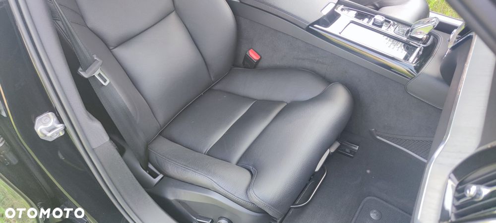 Volvo V60 T6 AWD Recharge Geartronic Inscription - 7